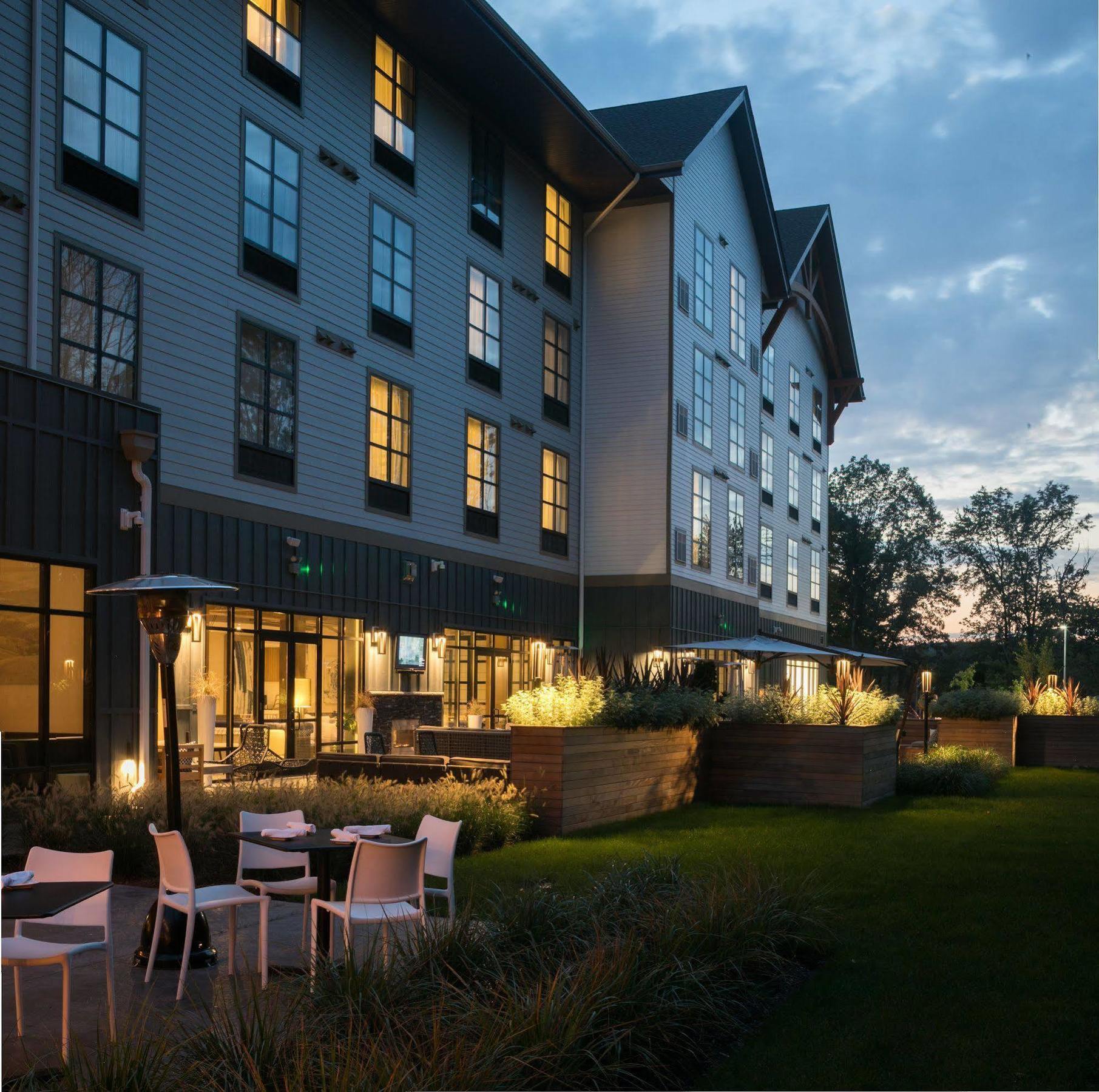 Hotel Zero Degrees Danbury Kültér fotó
